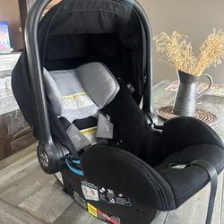 Infant Car seat 