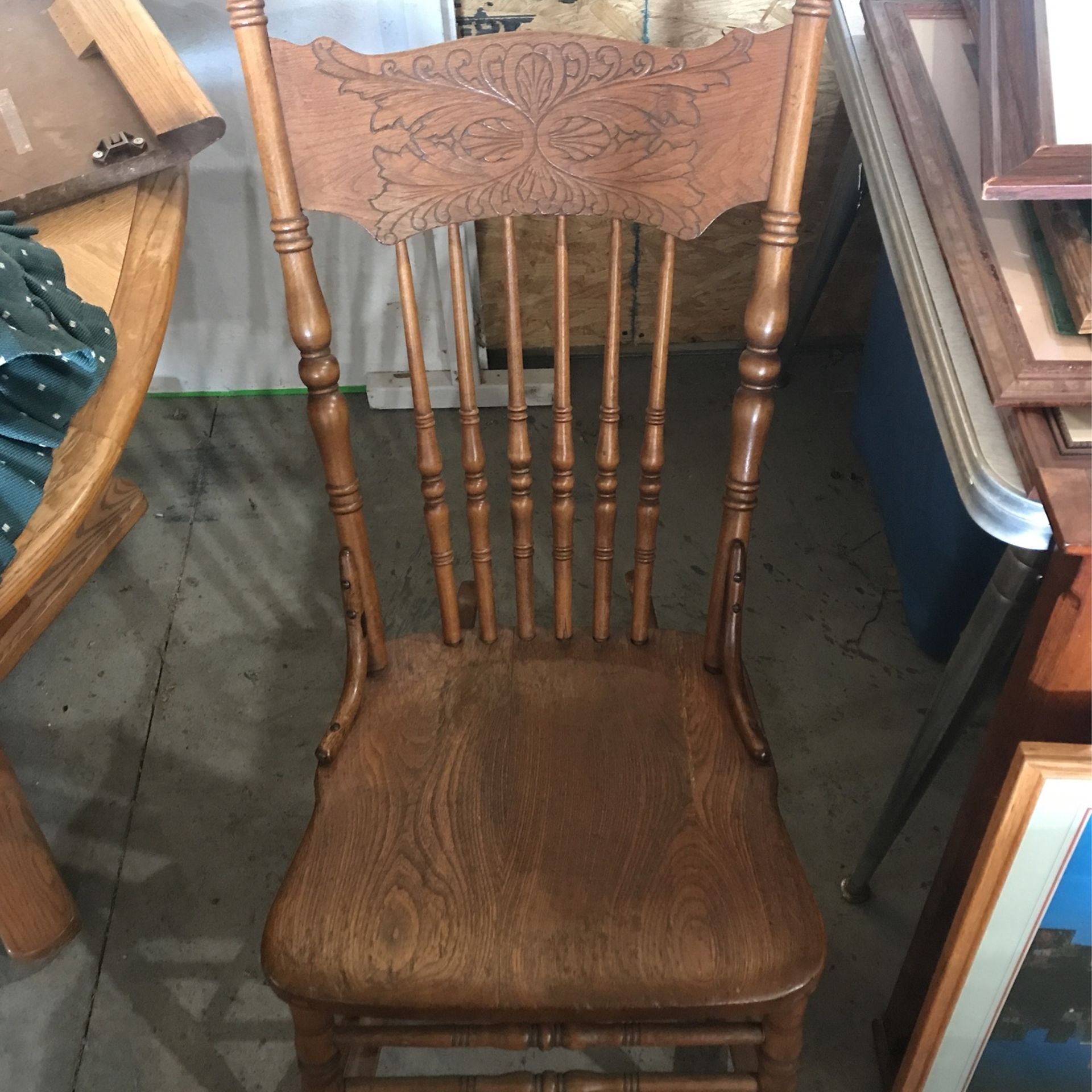 Beautiful And Sturdy Rocking Chair
