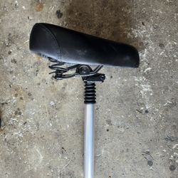 Brand New E Bike Seat And Aluminum 28.6 Post 