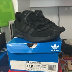 USED - Addidas Toddler Shoes Size 11k