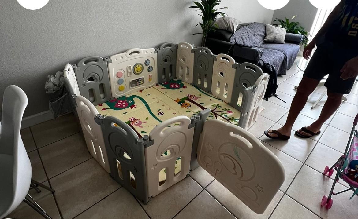 Baby Crate and Feeding Seat