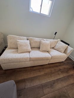 Half sectional couch only one arm rest