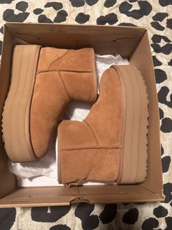 Uggs size 7