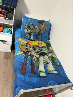 Toddler bed