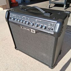 Guitar Or Microphone Amplifier Lots Of Power Like New $60 Firm