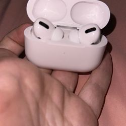 AirPod Pros