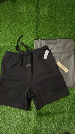Fear of God Essentials Sweat Shorts-Size M