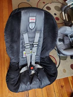 Britaxx infant carseat reclines