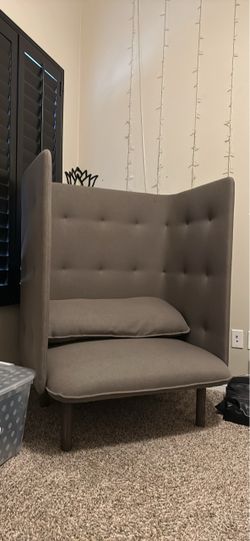 Privacy Lounge chair