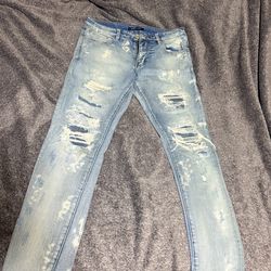 Light wash Denim skinny jeans size 32