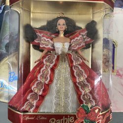 RARE 1997 MISPRINT Green Eyes Holiday Barbie HAPPY HOLIDAYS Special Edition