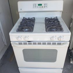 A Stove, Microwave & Dishwasher 