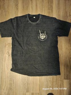 Men's XL short sleeve shirt