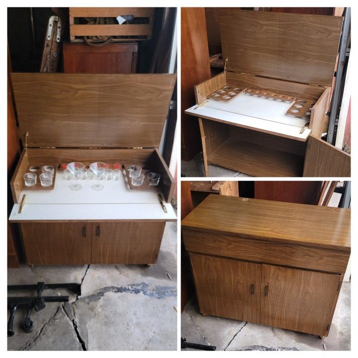 Vintage Hide-away Bar