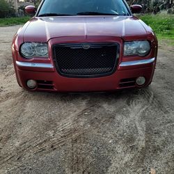 Srt8 selling complet..but for parts