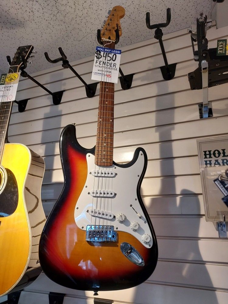 FENDER STRATOCASTER