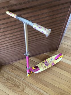 Lalaloopsy scooter.