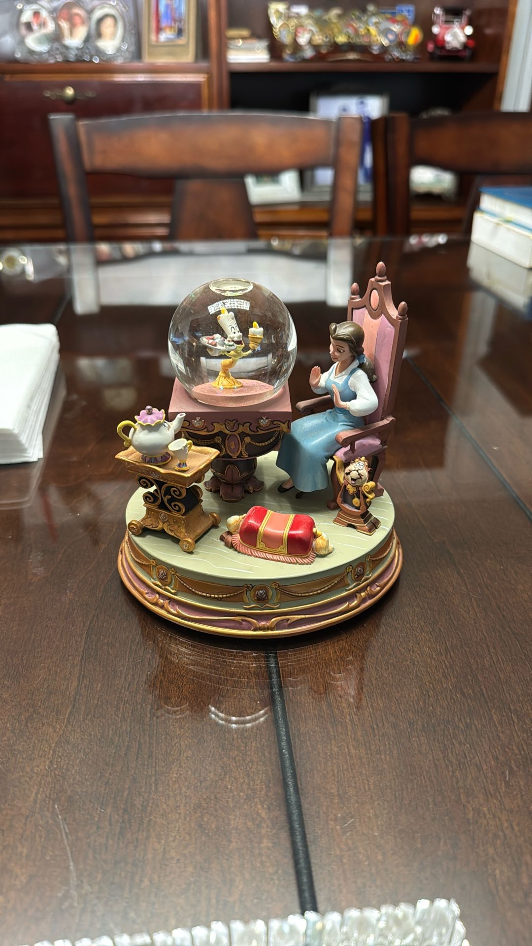 DISNEY COLLECTABLE