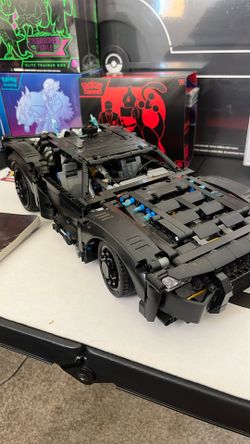 LEGO Technic The Batman- Batmobile