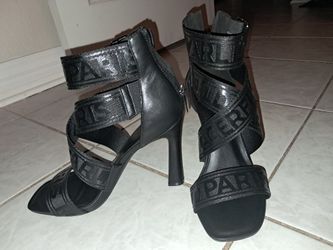 Karl Lagerfeld Strappy Sandals 9 1/2m