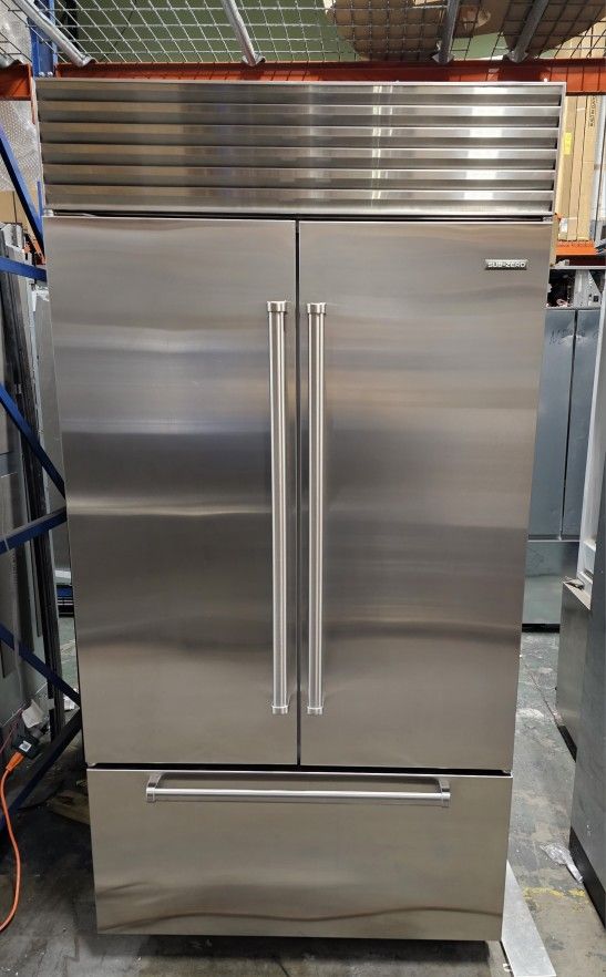 SubZero BI42UFDSPH 42 Inch Builtin French Door Refrigerator for Sale