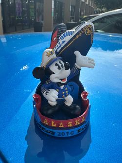 Disney Cruise Line Mickey Mouse Alaska 2016 Figurine