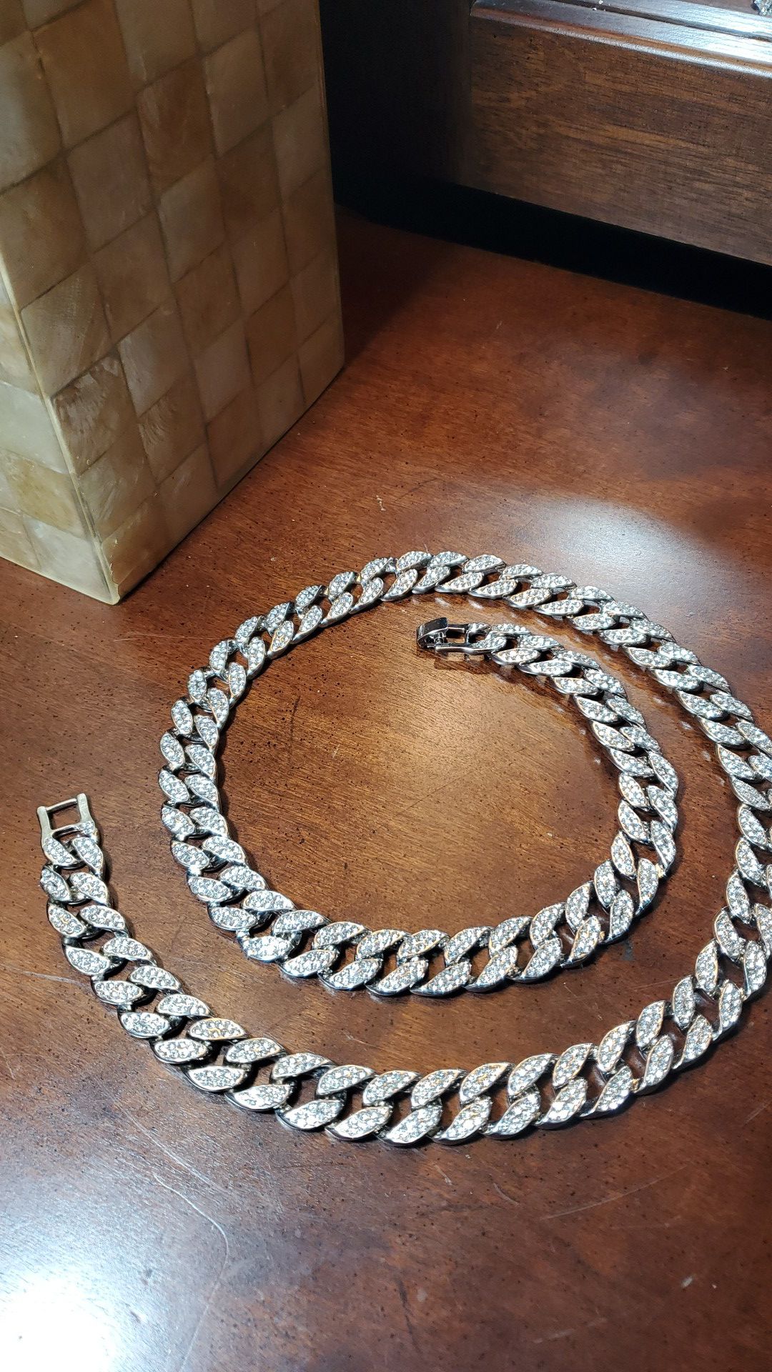 Men's 30" curb link chain New