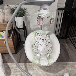 Fisher Price Snow Leopard Dual Motion Swing