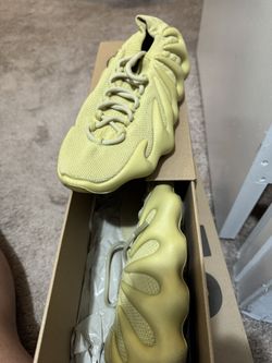YEEZY 450 Size 10