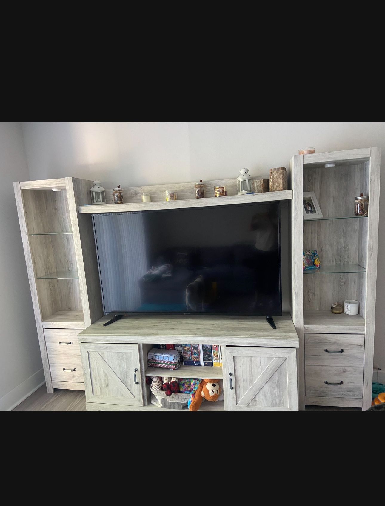 4 Piece Entertainment Center 