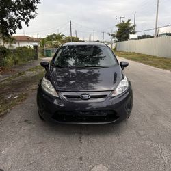 2013 Ford Fiesta