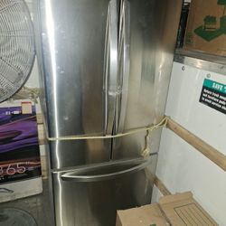 LG Refrigerator 