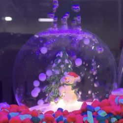 Snow globe Aerator 4 Fish tank If u C It Is available!