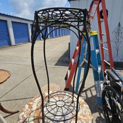 Wire Plant Holder