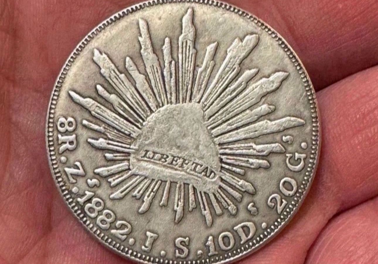 LOT OF 2 MEXICAN COINS