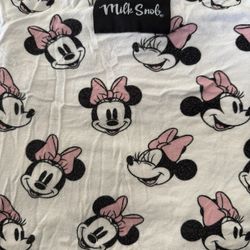 Milk snob Nursing/car seat Cover Minnie Mouse