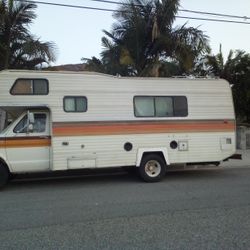 1983 Ford Ecoline Class C Rv