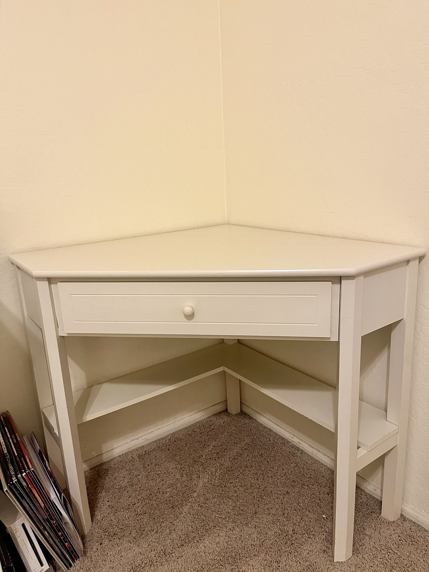 White Corner Desk