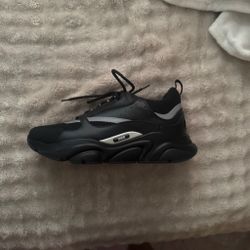 Dior b22 size 12