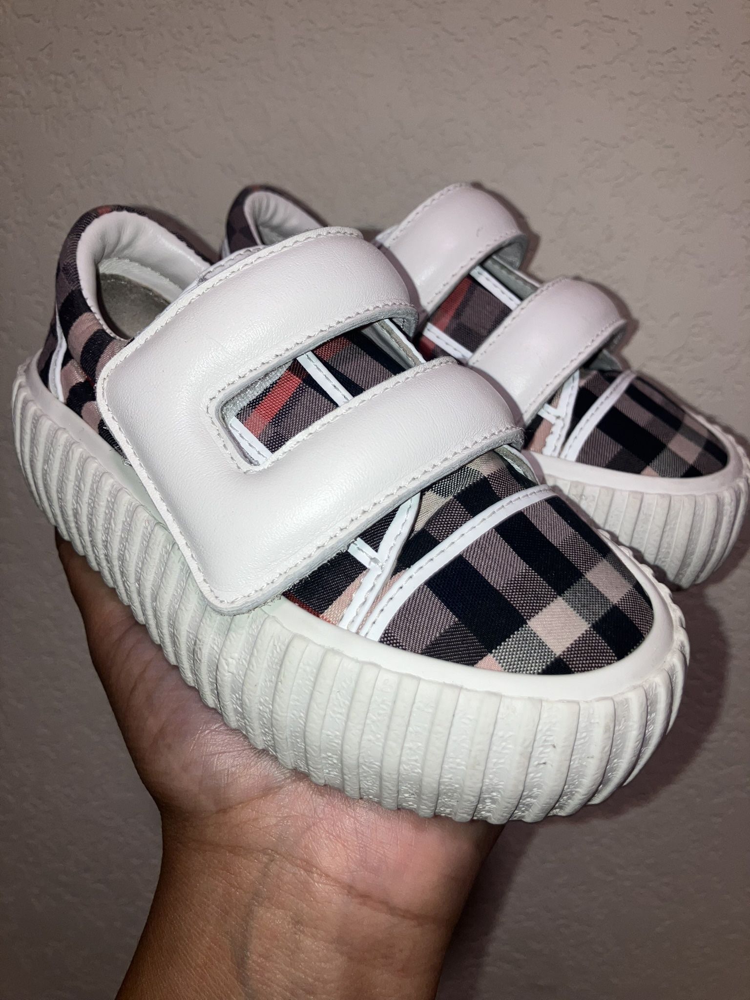 Kids Burberry Sneakers 