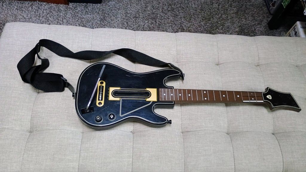 Guitar Hero Wireless Guitar Controller