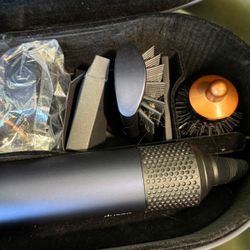 Dyson Airwrap 