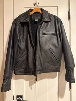 Vintage Gap Men’s Leather Motorcycle Style Jacket