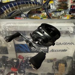 New Shimano Curado MGL 151 Bait Casting Fishing Reel. 