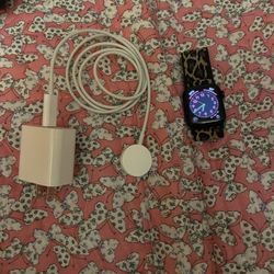 Apple Watch SE (GPS) (2nd generation) 