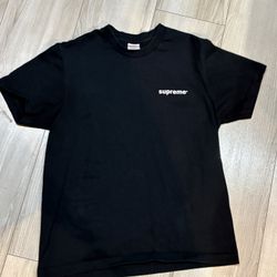 Supreme Tee 