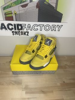 Jordan 4 Lightning (Used)