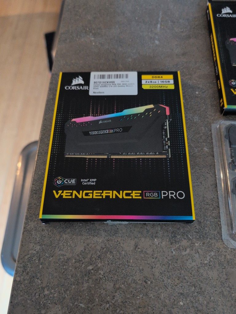16GB DDR4 RAM Corsair Vengeance Pro RGB