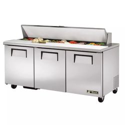 like new Very Clean  True TSSU-72-18-HC 72" Sandwich / Salad Prep Table