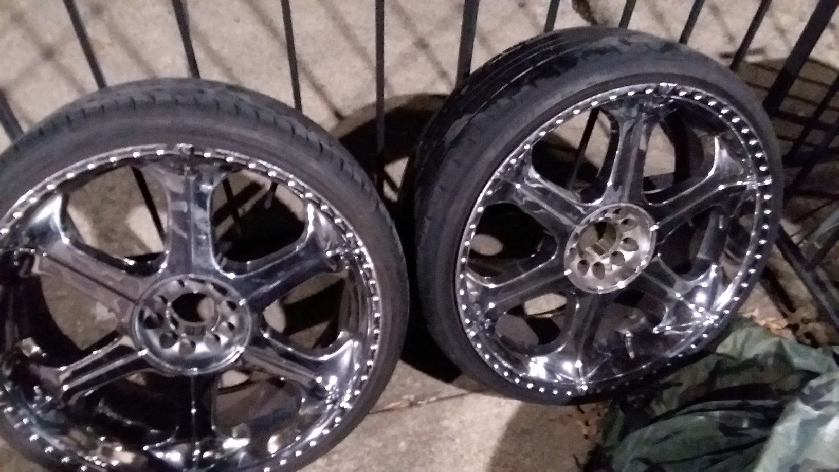 22 inch tires and rims